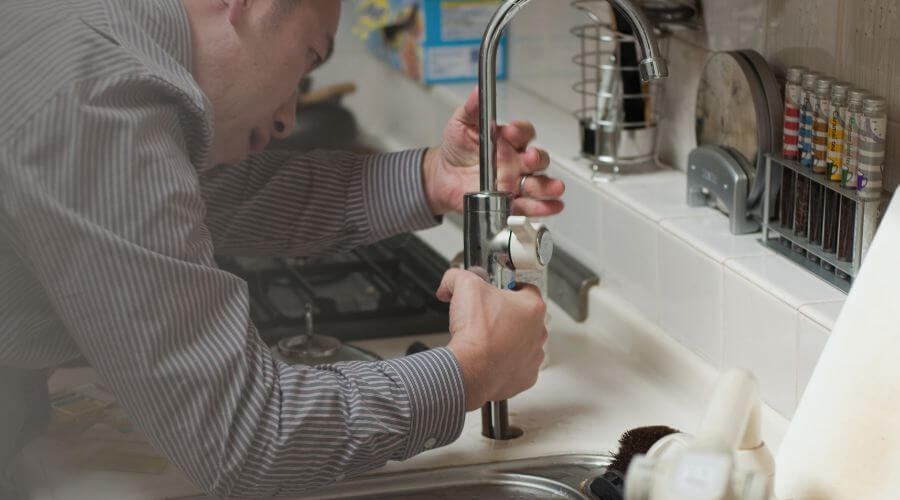 Professional sink repair in Francisco, IN